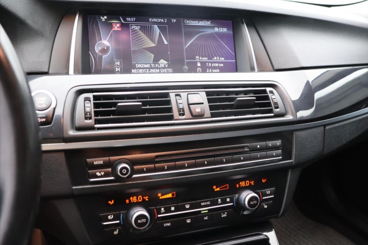 BMW Řada 5 2.0 520d 135kW Aut. Xenon Navi CZ