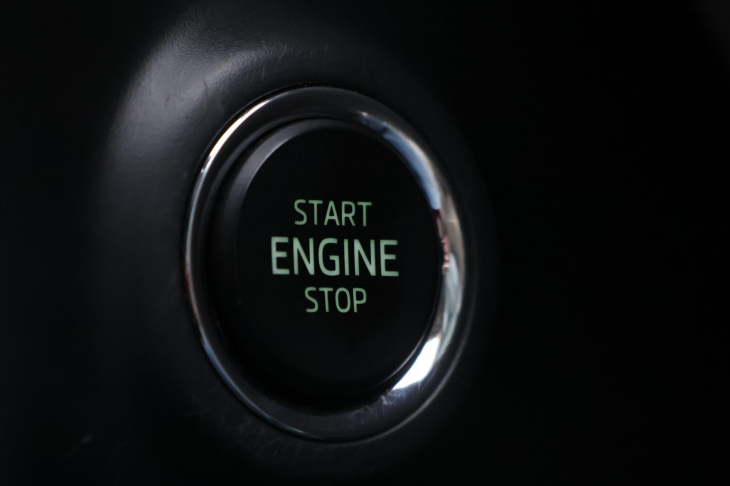 Škoda Octavia 1,6 TDI Elegance DPH CZ