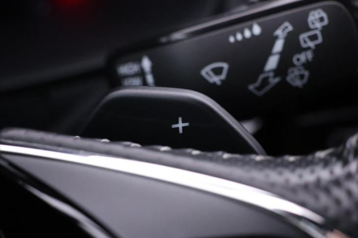 Škoda Karoq 2,0 TDI DSG 4x4 Sportline DPH