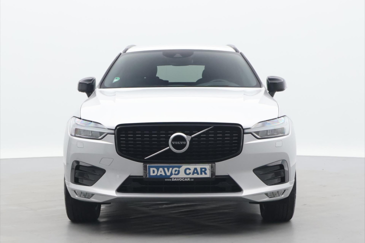Volvo XC60 2.0 B4 145kW R-Design CZ Aut.