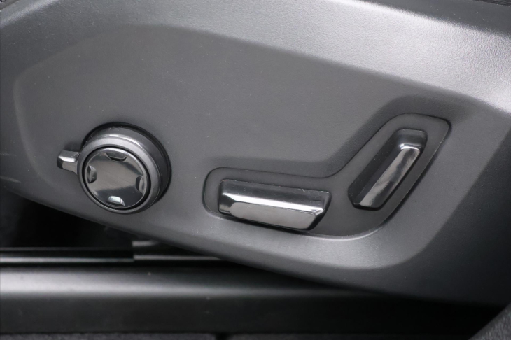 Volvo XC60 2,0 B4 AWD CZ Inscription DPH