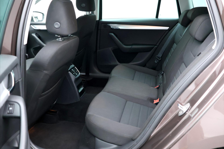Škoda Octavia 2,0 TDI 110kW CZ Style DPH