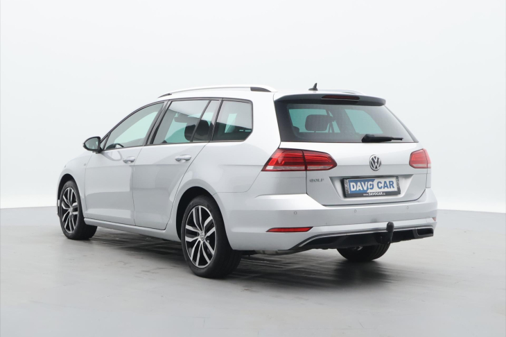 Volkswagen Golf 2.0 TDI 110kW DSG LED Join Tažné