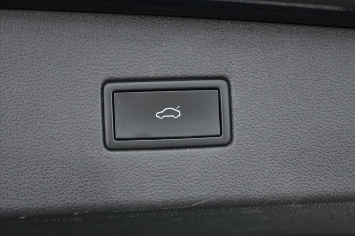 Volkswagen Tiguan Allspace 2,0 TDI DSG 4M R-Line Black DPH