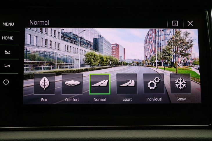 Škoda Kodiaq 2,0 TSI 140kW CZ DSG 7 Míst Sportline