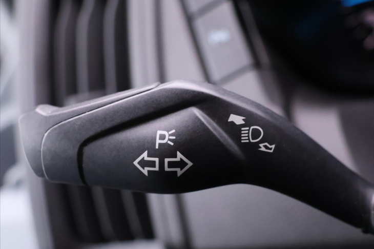 Ford Transit 2,2 TDCi 92kW L3H2 Klima DPH