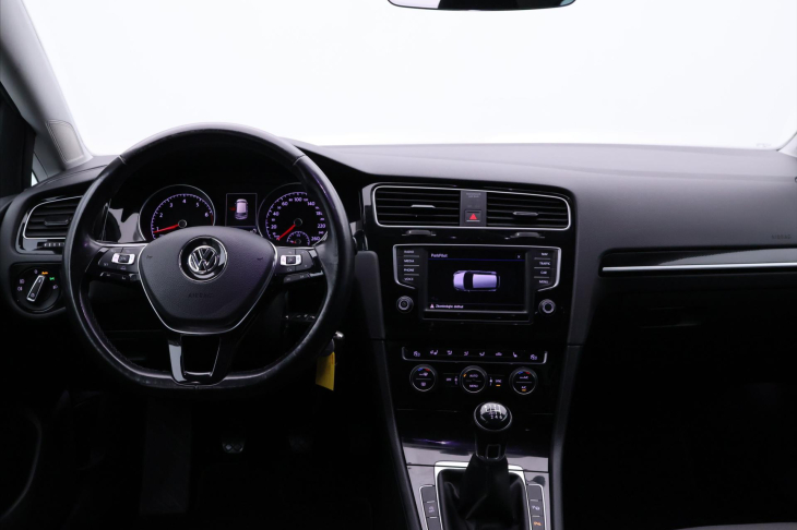 Volkswagen Golf 1,4 TSI 110kW Highline Navi