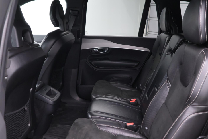 Volvo XC90 2,0 D5 165kW AWD Aut. R-Design