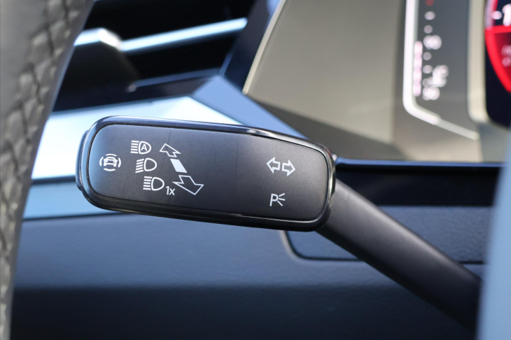 Volkswagen Arteon Shooting Brake 2,0 TDI DSG R-line 4M LED DPH