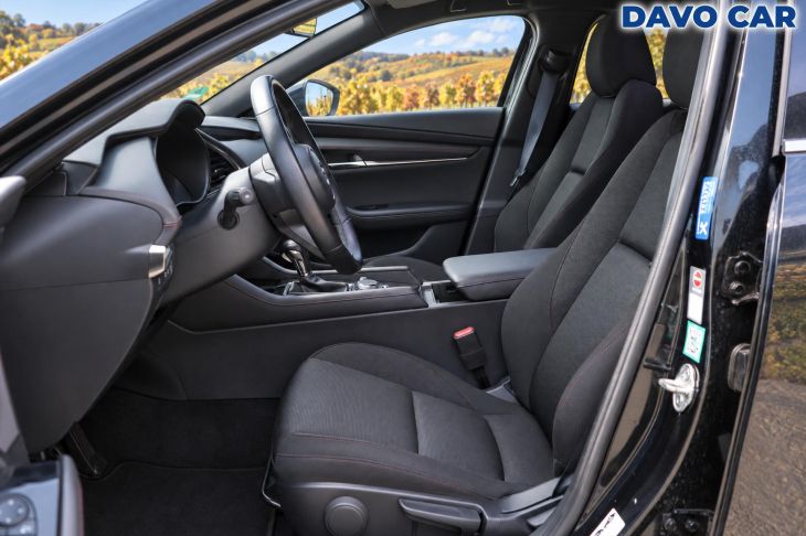 Mazda 3 2.0 eSkyactive-G122 Homura Aut