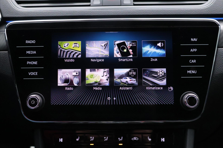 Škoda Superb 2,0 TDI DSG Sportline CZ 1.Maj