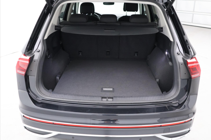 Volkswagen Tiguan Allspace 2,0 TDI DSG 4M CZ Elegance DPH