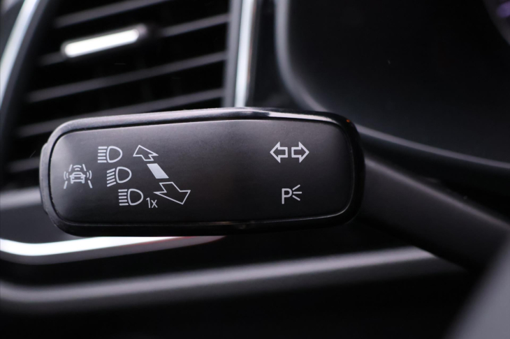 Seat Leon 2,0 TSI 221kW DSG Cupra 4Drive