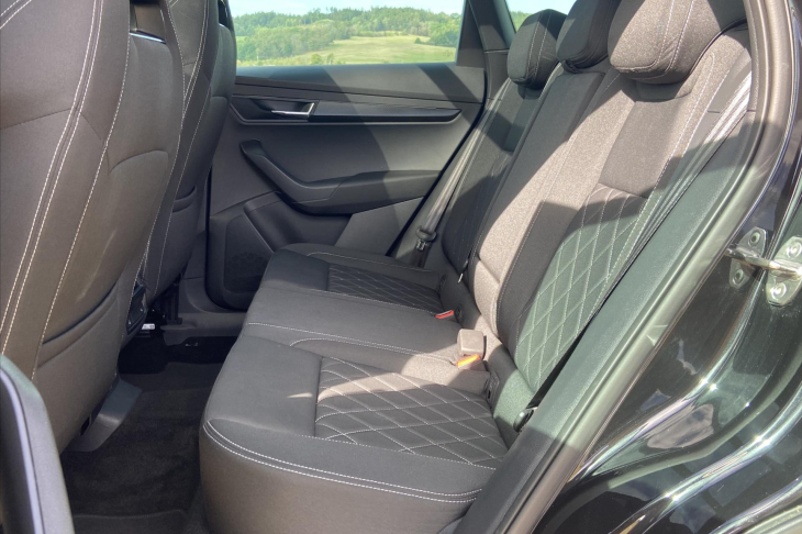 Škoda Karoq 2,0 TDI DSG Sportline 4x4 DPH
