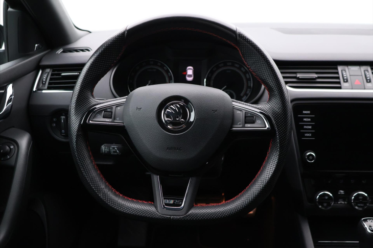 Škoda Octavia 2,0 TDI 135kW RS DSG 1.Maj.