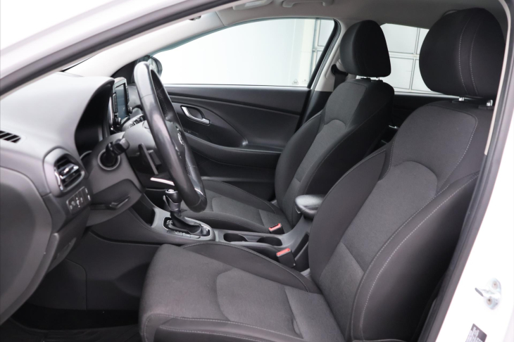 Hyundai i30 1,6 CRDi 85kW Aut. Style CZ