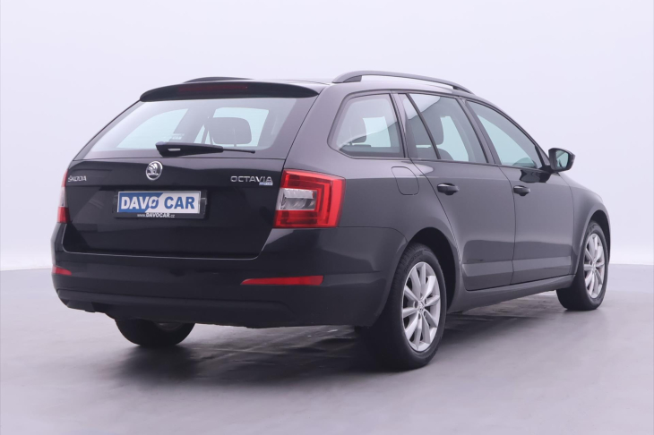 Škoda Octavia 1,4 TSI 103kW Serv.Kniha 1.Maj