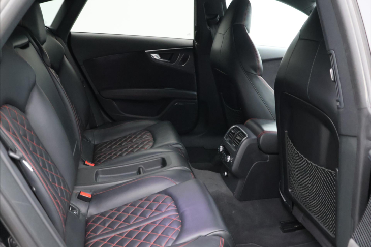 Audi A7 3,0 TDI 240kW Competiton S-LINE CZ DPH