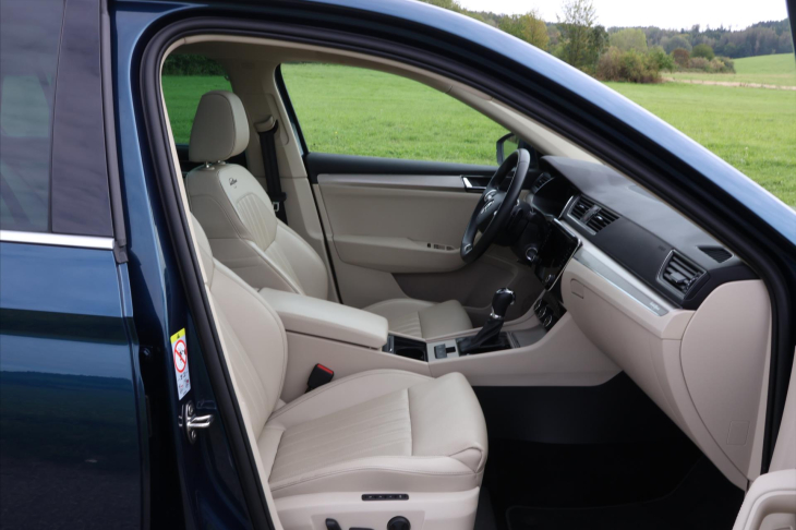 Škoda Superb 2.0 TDI 147kW DSG L&K DPH CZ