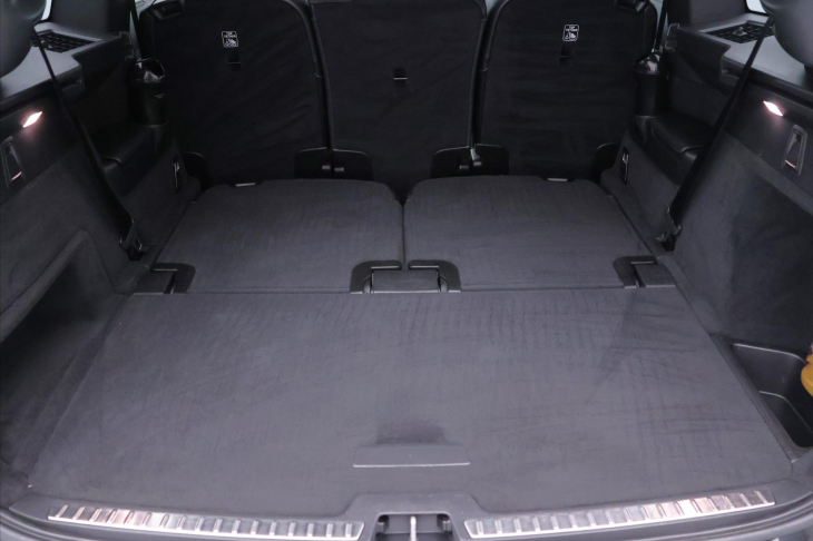 Volvo XC90 2,0 L 173kW D5 R-Design AWD DPH