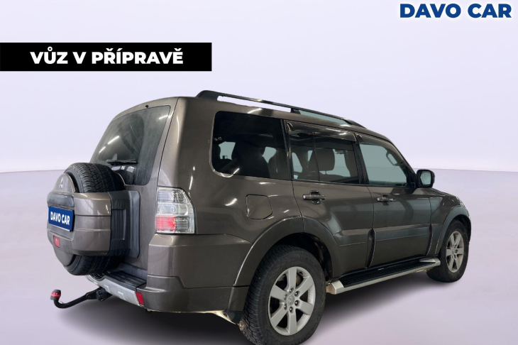 Mitsubishi Pajero 3,2 DI-D 147kW Instyle 7-Míst