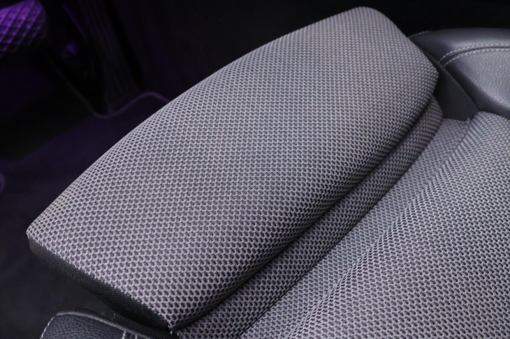 Mercedes-Benz Třídy E 2,0 220d 143kW 4Matic Aut. LED