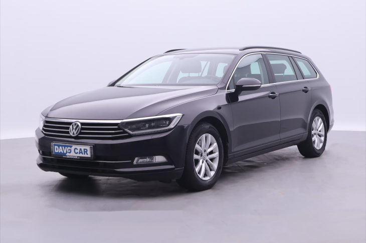 Volkswagen Passat 1,6 TDI Highline Aut klima LED