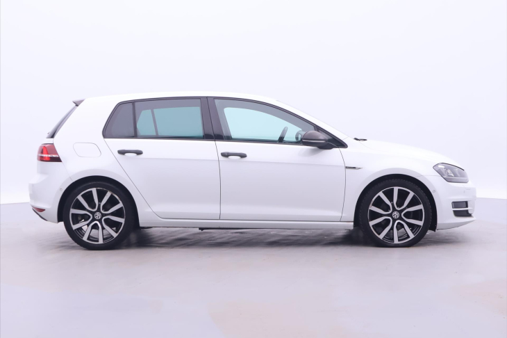 Volkswagen Golf 1,4 TSI 103kW DSG CZ Highline
