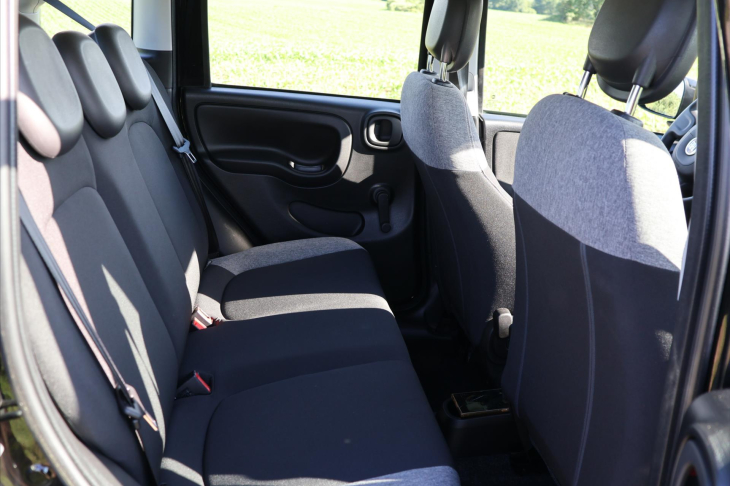 Fiat Panda 1,0 i Hybrid Cross Klima DPH