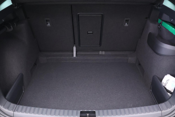 Škoda Karoq 1,5 TSi Sportline DSG 1maj DPH