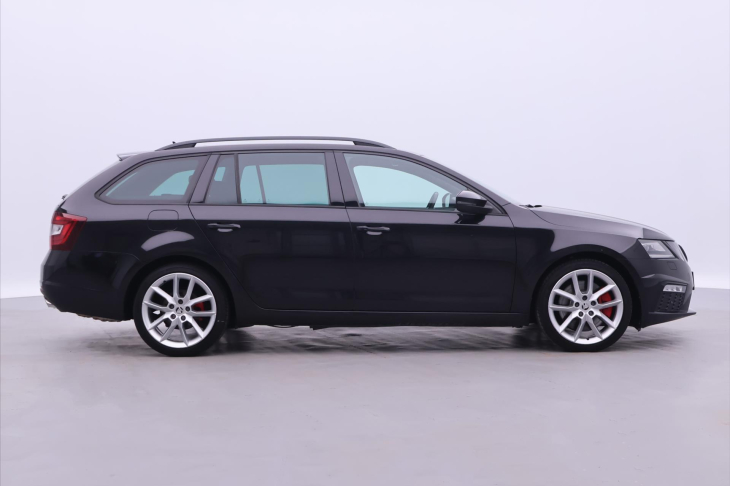Škoda Octavia 2,0 TSI 169kW DSG Panorama RS