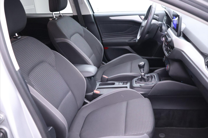 Ford Focus 1,0 EcoBoost 92kW Trend CZ DPH