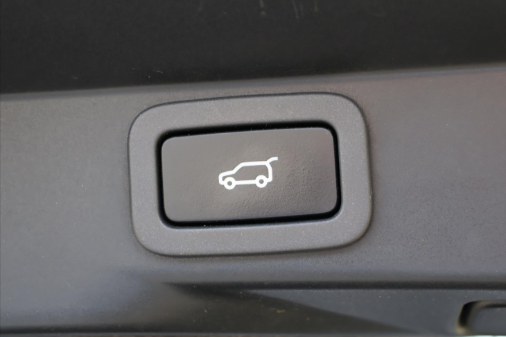 Land Rover Range Rover Sport 3,0 SDV6 215kW HSE CZ DPH