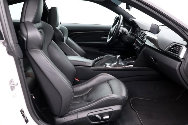 BMW M4 3,0 Competition 331kW Aut CZ