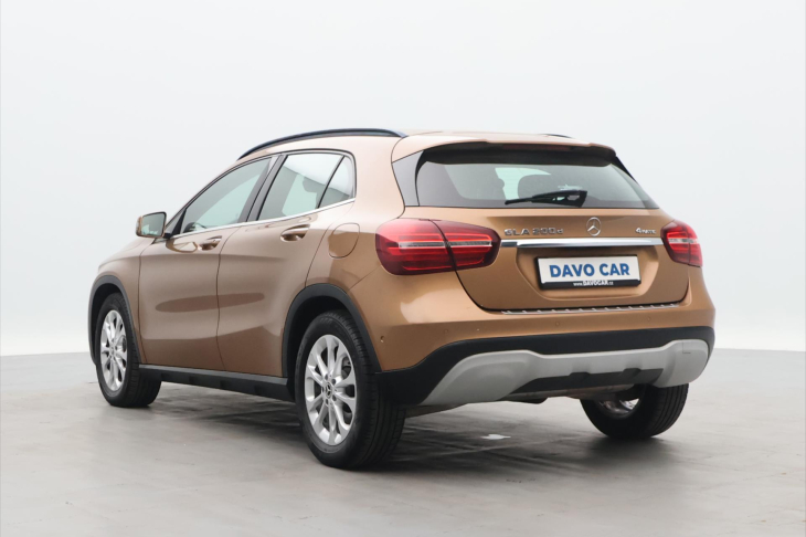 Mercedes-Benz GLA 2,1 200d 100kW 4Matic CZ DPH
