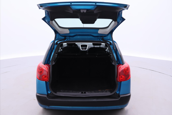 Peugeot 207 1,6 HDI 68kW Klimatizace CZ