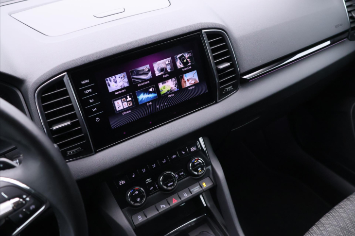 Škoda Karoq 2,0 TDI DSG Style Virtual DPH