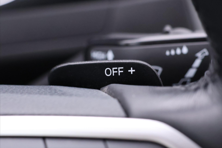 Volkswagen Passat 2,0 TDI 110kW DSG LED DPH