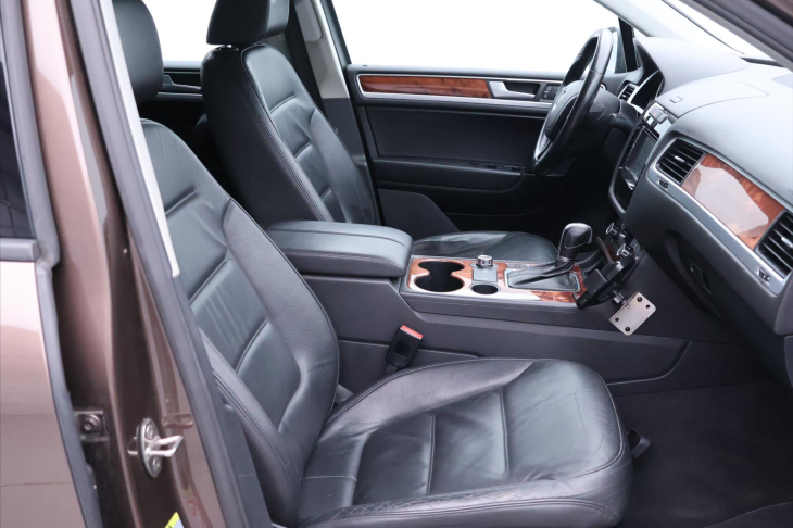 Volkswagen Touareg 3,0 TDI V6 180kW Aut. 4M Kůže