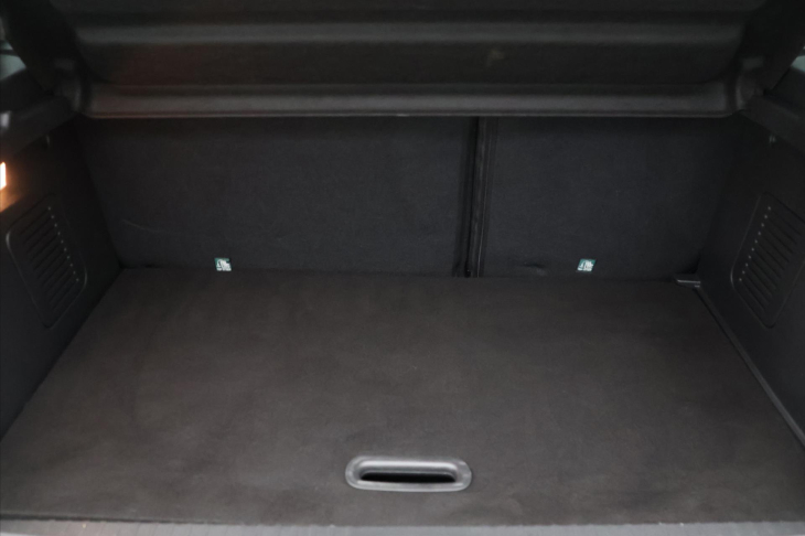 Renault Captur 1,3 TCe 96kW Intens LED Navi