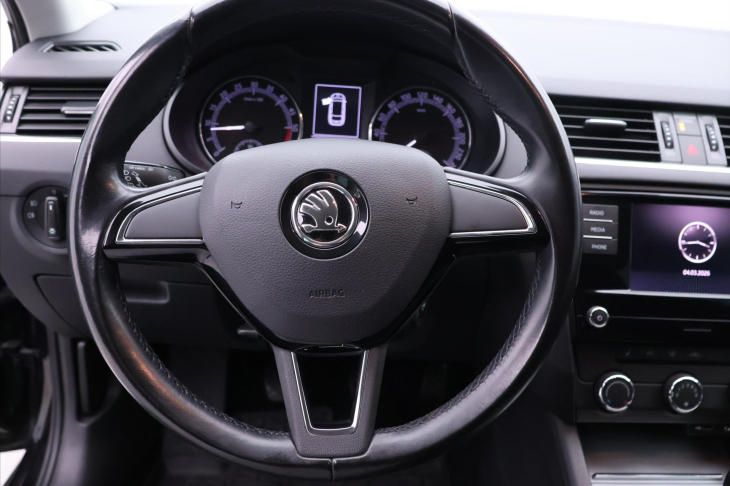 Škoda Octavia 1,6 TDI 85kW Ambition Fresh CZ