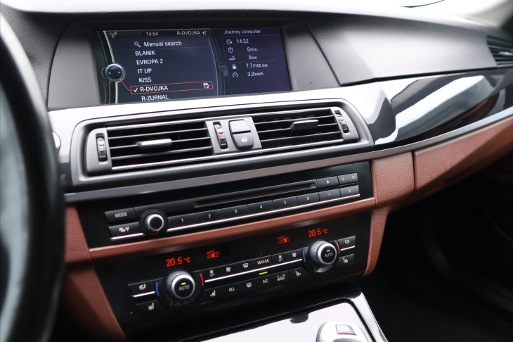 BMW Řada 5 3,0 530d 190kW Touring