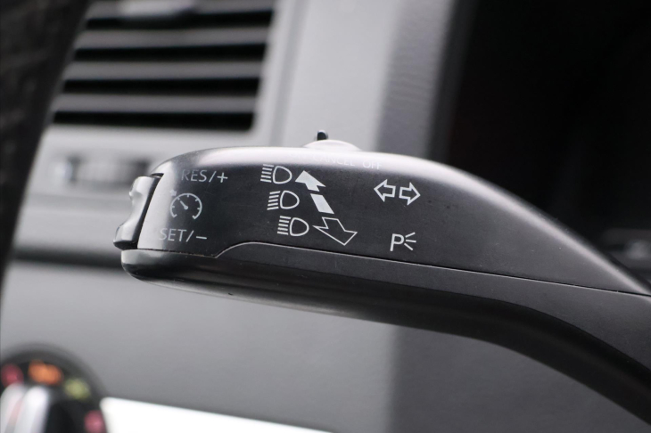 Volkswagen Multivan 2,0 TSI 150kW 4M DSG Highline CZ