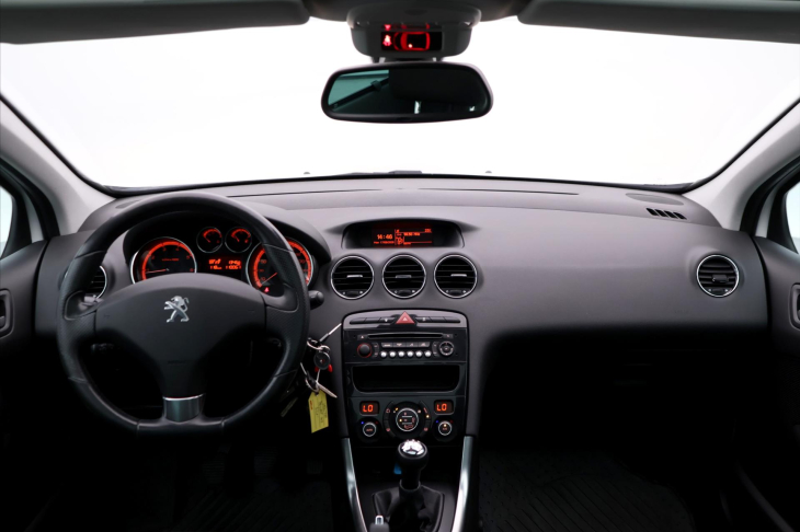 Peugeot 308 1,6 16V 88kW CZ Serv.Kniha