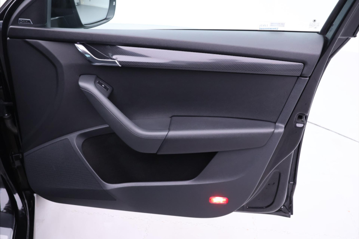 Škoda Octavia 2,0 TDI RS 135kW Xenon Kůže