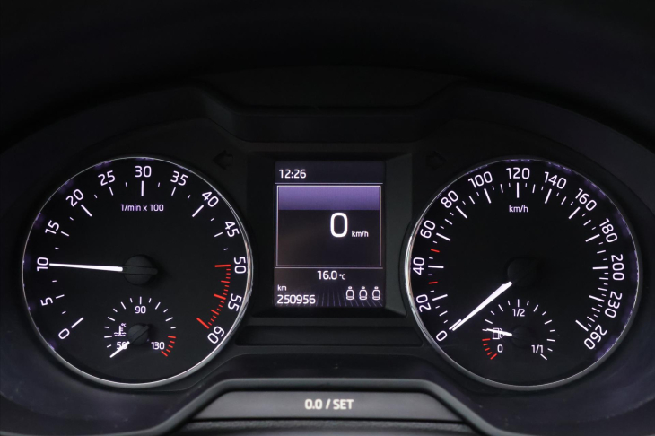 Škoda Octavia 1,6 TDI 85kW Style CZ