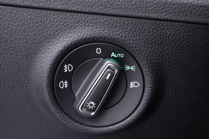 Škoda Superb 2,0 TDI DSG 4x4 CZ Scout DPH