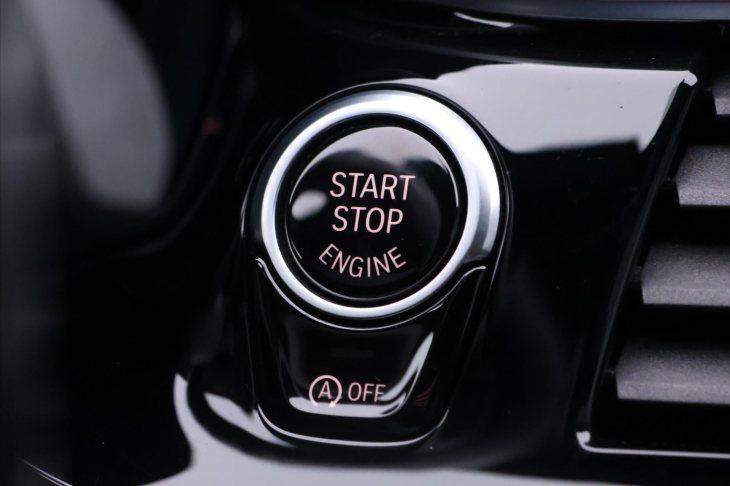 BMW Řada 5 3,0 540i xDrive Schnitzer DPH CZ