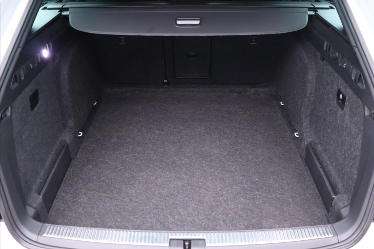 Škoda Superb 2,0 TSI 200kW DSG Sportline