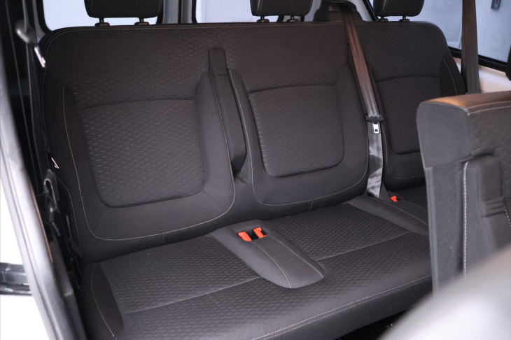 Opel Vivaro 1,6 CDTI 107kW Long 9-Míst